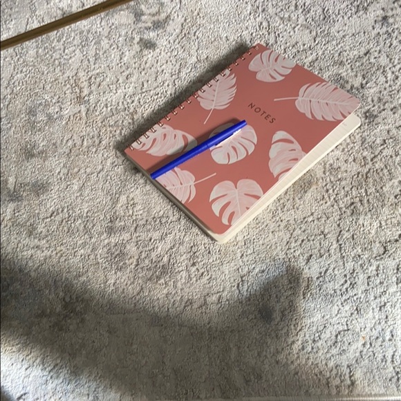 Profile Picture of Muneeba Khan (@muneebakhan01) on Poshmark