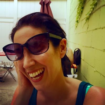 Profile Picture of Rendah Heywood (@HeyRenWood) on Twitter