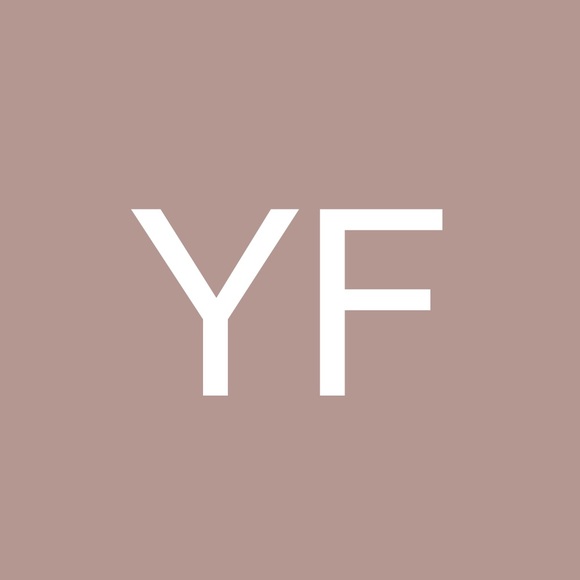 Profile Picture of Yingpeng Feng (@yingpengfeng) on Poshmark