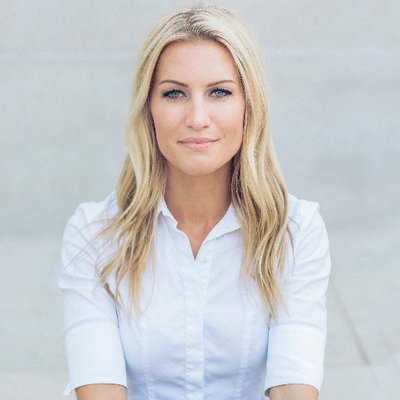Profile Picture of Becky Lohmann (@RLLohmann) on Twitter