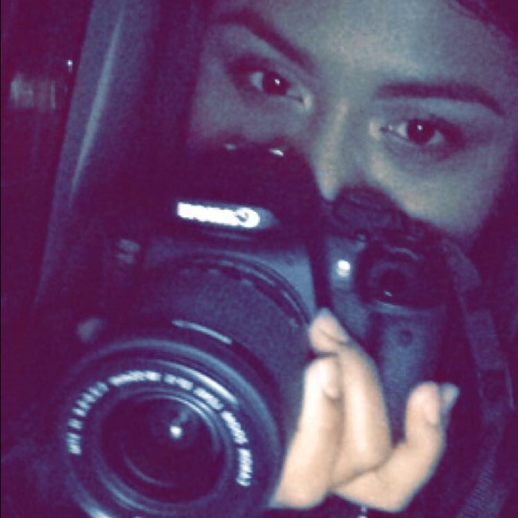 Profile Picture of Alexa Alvarado (@lexaenchanted) on Poshmark