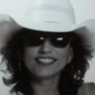 Profile Picture of Suzanne Marney (@SuzanneMarney) on Twitter