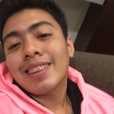 Profile Picture of RACA (@RayRaySparks) on Twitter