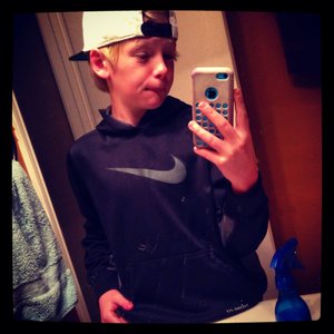 Profile Picture of Dylan Shin (@d1shinn) on Myspace