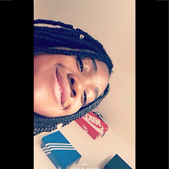 Profile Picture of Jasmine Mawolo (@jasminemmmmmmm) on Poshmark