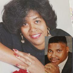 Profile Picture of Lorrie Logan (@lorrielogan) on Tiktok