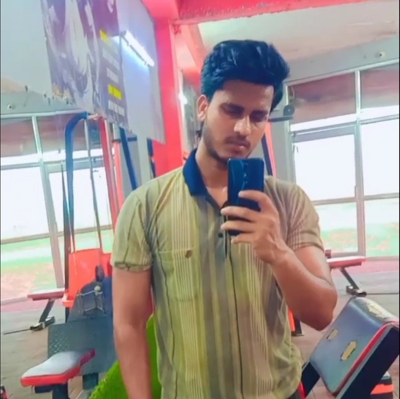 Profile Picture of Sameer Ahmad (@sam2266) on Poshmark