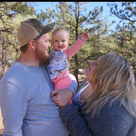 Profile Picture of Emily Andrews (@londongirl316) on Poshmark