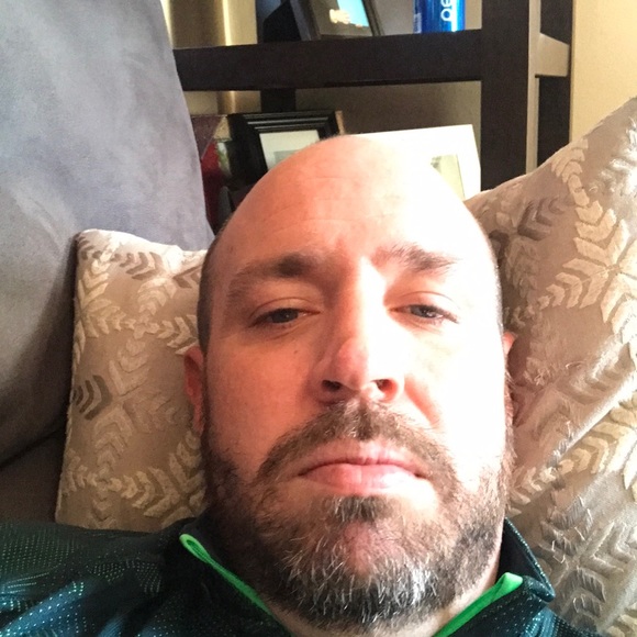 Profile Picture of Bob Bain (@bobby1482) on Poshmark