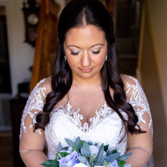 Profile Picture of Lisa Moffa (@moffalisa) on Poshmark