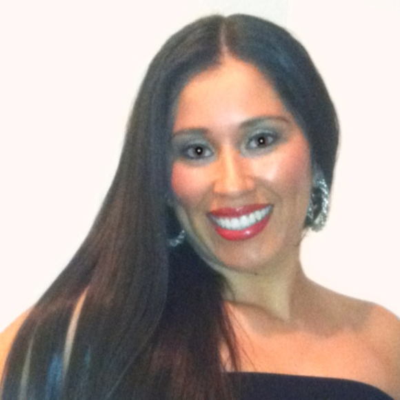 Profile Picture of Zully Gonzalez (@zully2013) on Poshmark