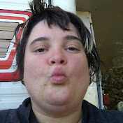 Profile Picture of Alexa Scott (@alexascott9237) on Youtube