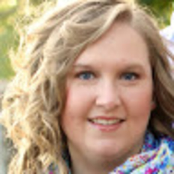 Profile Picture of Michelle Pate (@mpate1222) on Poshmark