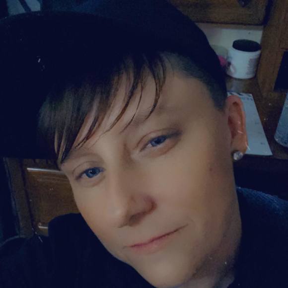 Profile Picture of Chrissy Morgan (@chriss10312000) on Poshmark