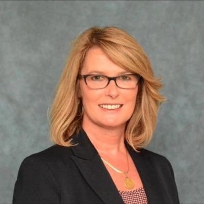 Profile Picture of Debra Newton (@debranewtonCB) on Twitter