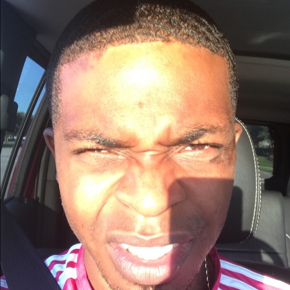 Profile Picture of Derrick Hatcher (@poohdiidy) on Poshmark