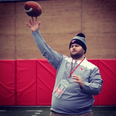 Profile Picture of Nate Hawthorne (@Hawthorne_32) on Twitter