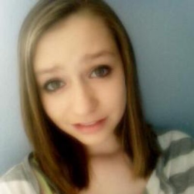 Profile Picture of  ❤(:Lela:) ❤ (@SchmidtLela) on Twitter