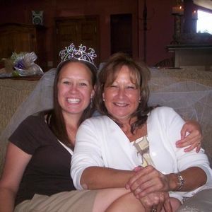 Profile Picture of Cindy Mcclure (@405685238) on Myspace