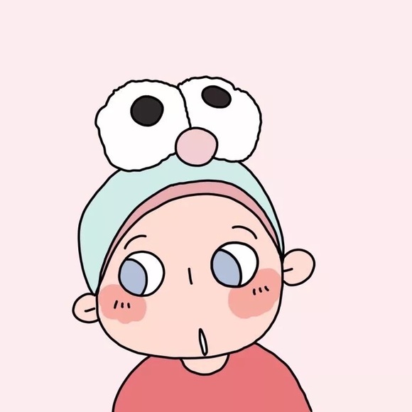 Profile Picture of Jia qi Ouyang (@jackieouy) on Poshmark