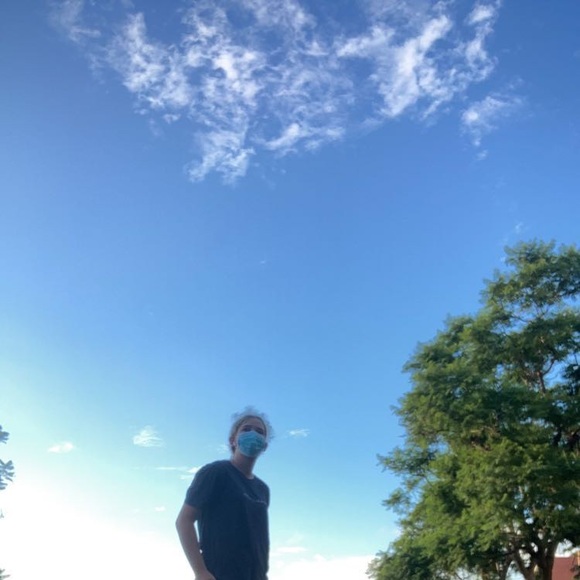 Profile Picture of Alex Tanner (@alex_tanner2) on Poshmark