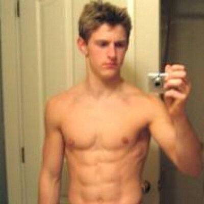 Profile Picture of Eric Parker (@TheloverEric) on Twitter