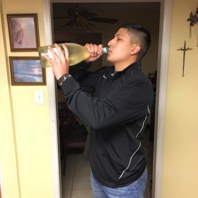 Profile Picture of Albert Soliz (@copasetic21) on Twitter