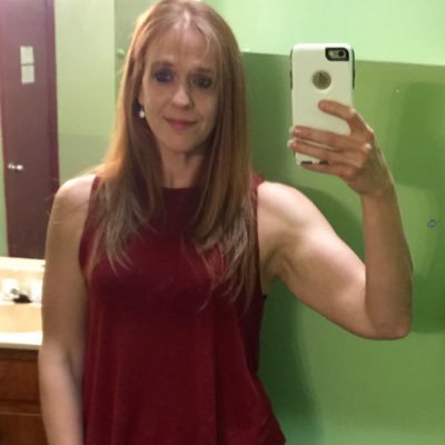 Profile Picture of Aimee Ecton (@AimeeEcton) on Twitter