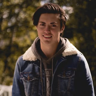 Profile Picture of Erik Olson (@erikolson_) on Instagram