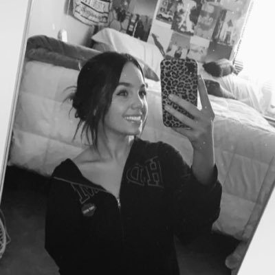 Profile Picture of hailey neel (@haileyneel17) on Twitter