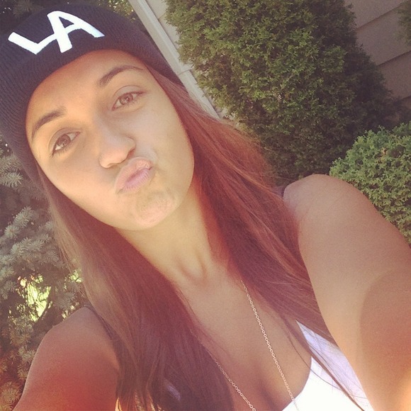 Profile Picture of Camilla Da silva (@camilladasilva) on Poshmark