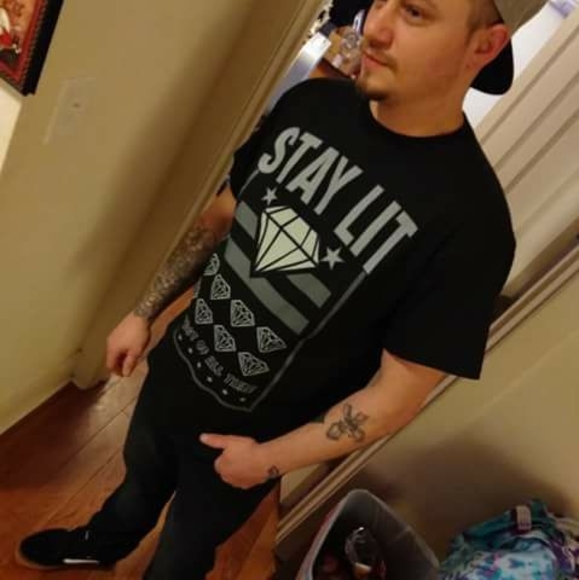 Tyler Juilfs - Poshmark Profile Picture of Tyler Juilfs (@thelegendof859) on Poshmark