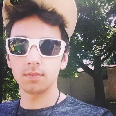 Profile Picture of Julian Billups (@BiIIups) on Twitter
