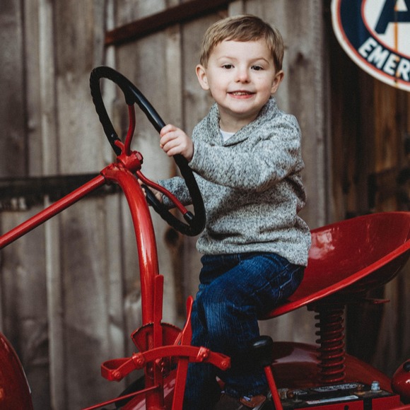 Profile Picture of Laurie Grublin (@lgrublin) on Poshmark