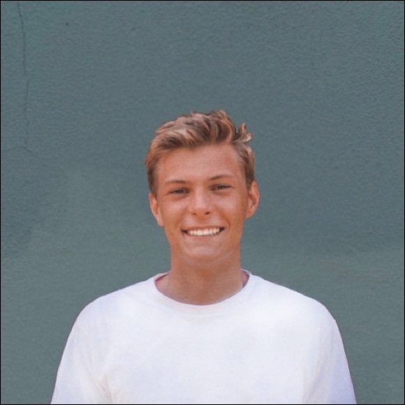 Profile Picture of Tyler Paul (@tylerpaul99) on Poshmark
