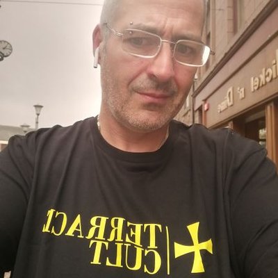 Profile Picture of Derek Harrison (@RandomHero75) on Twitter