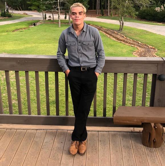 Profile Picture of Samuel Mcdaniel (@sem62999) on Poshmark