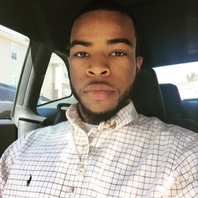 Profile Picture of Travis Willis (@Da_REaL_TWiLL) on Twitter
