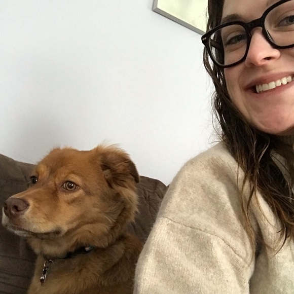 Profile Picture of Kara Simone (@kjsimone19) on Poshmark