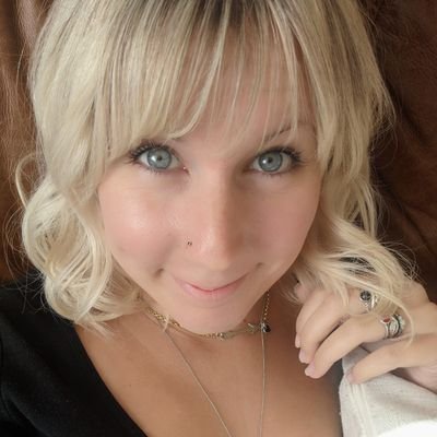 Profile Picture of Toni Anne Roe (@tonianneroe) on Twitter