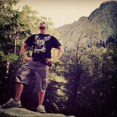 Profile Picture of Tim Robison (@Lowroller94) on Twitter