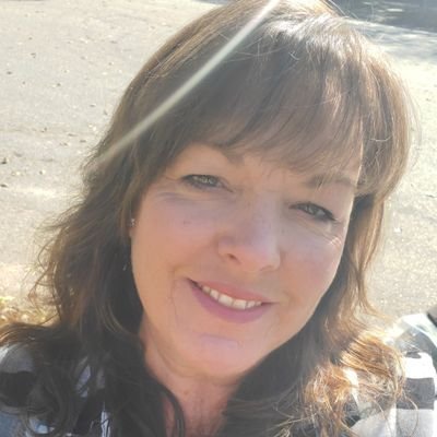 Profile Picture of Angie Harmon (@dawnlharmon) on Twitter