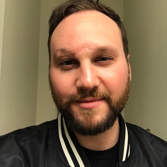 Profile Picture of Brian Lockhart (@blockhart85) on Poshmark