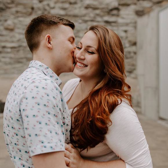 Profile Picture of Alex Kantorowicz (@alexkantorowicz) on Poshmark