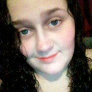Profile Picture of Miranda Wallaceon Twitter