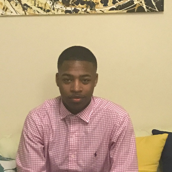 Profile Picture of Jamal Moore (@loves1687) on Poshmark