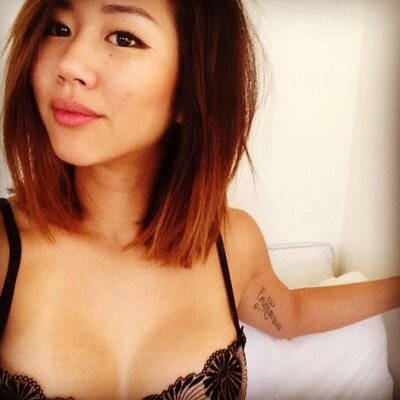 Profile Picture of Stacy Park (@RealStacyPark) on Twitter