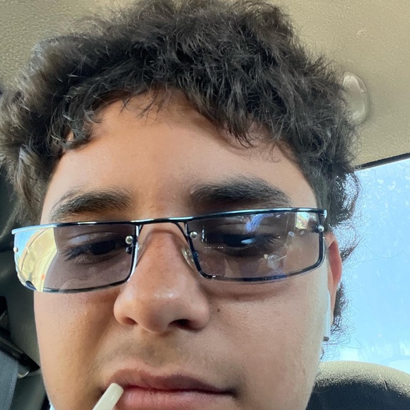 Profile Picture of Dominic Torrez (@dominictorrez) on Poshmark