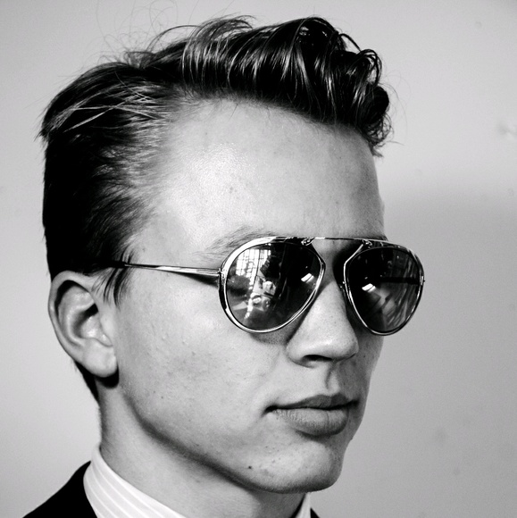 Profile Picture of Robert Aughtry (@raughtry412) on Poshmark