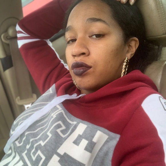 Profile Picture of Phillicia Reed (@phereed) on Poshmark